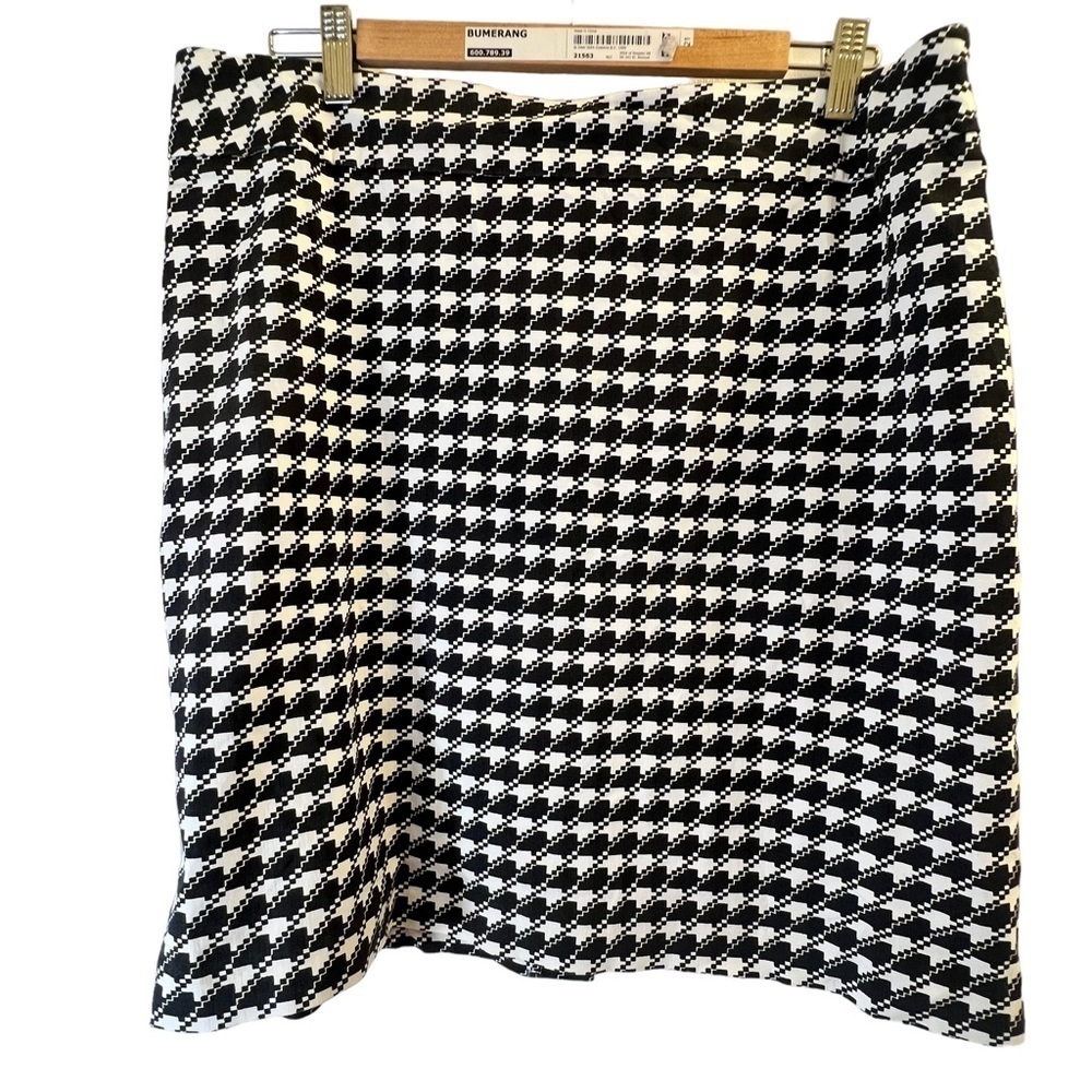 Reitmans Women's Skirt 15 Black White Herringbone